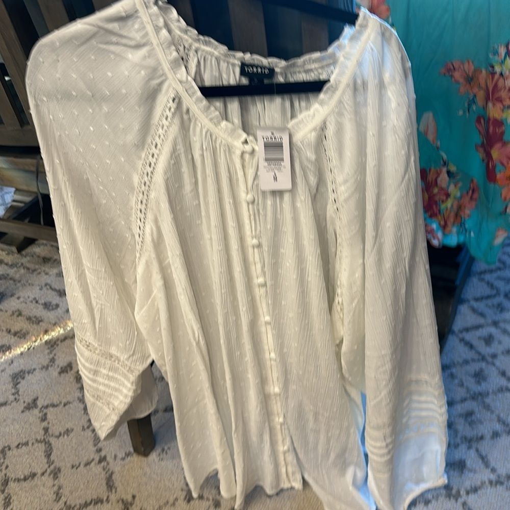 NWT torrid Swiss.lace inset top cloud dancer 5X/28 - Picture 7 of 9